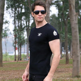 Lässiges Rundhals-T-Shirt aus Baumwolle für Herren im Militärstil 