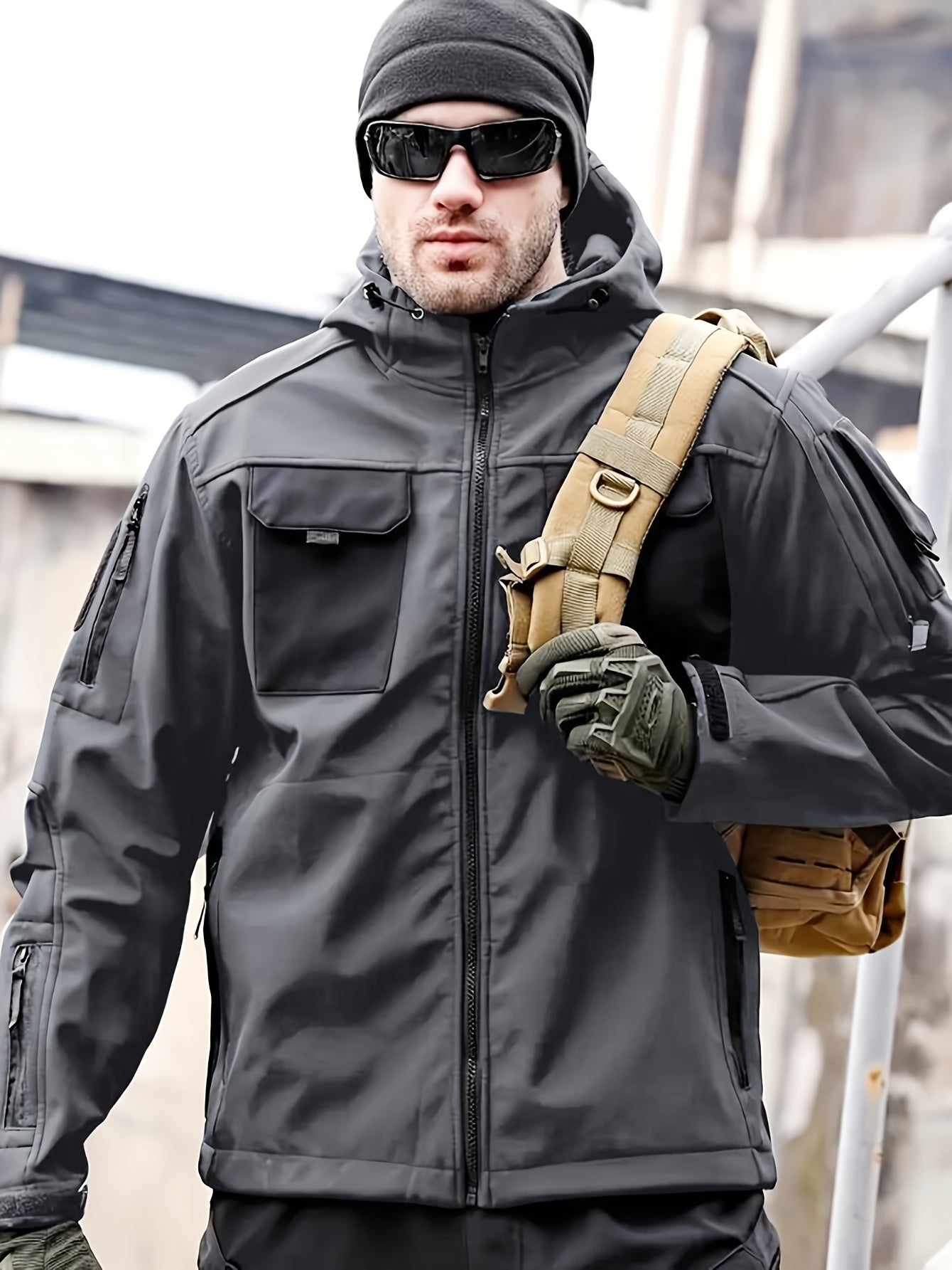 Stilvolle taktische Kapuzenjacke im Farbblockdesign für Herren – Winddichter, mit Fleece gefütterter, wasserabweisender Outdoor-Mantel 